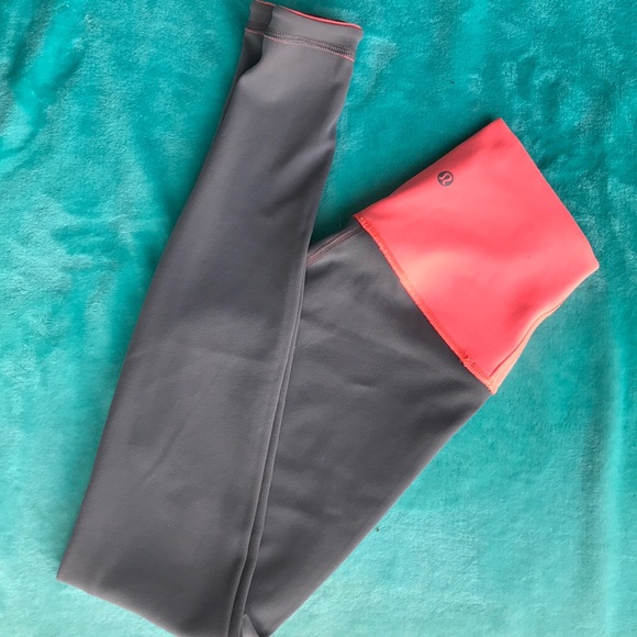 lululemon athletica Pants - Size 2 Lululemon Reversible Leggings
